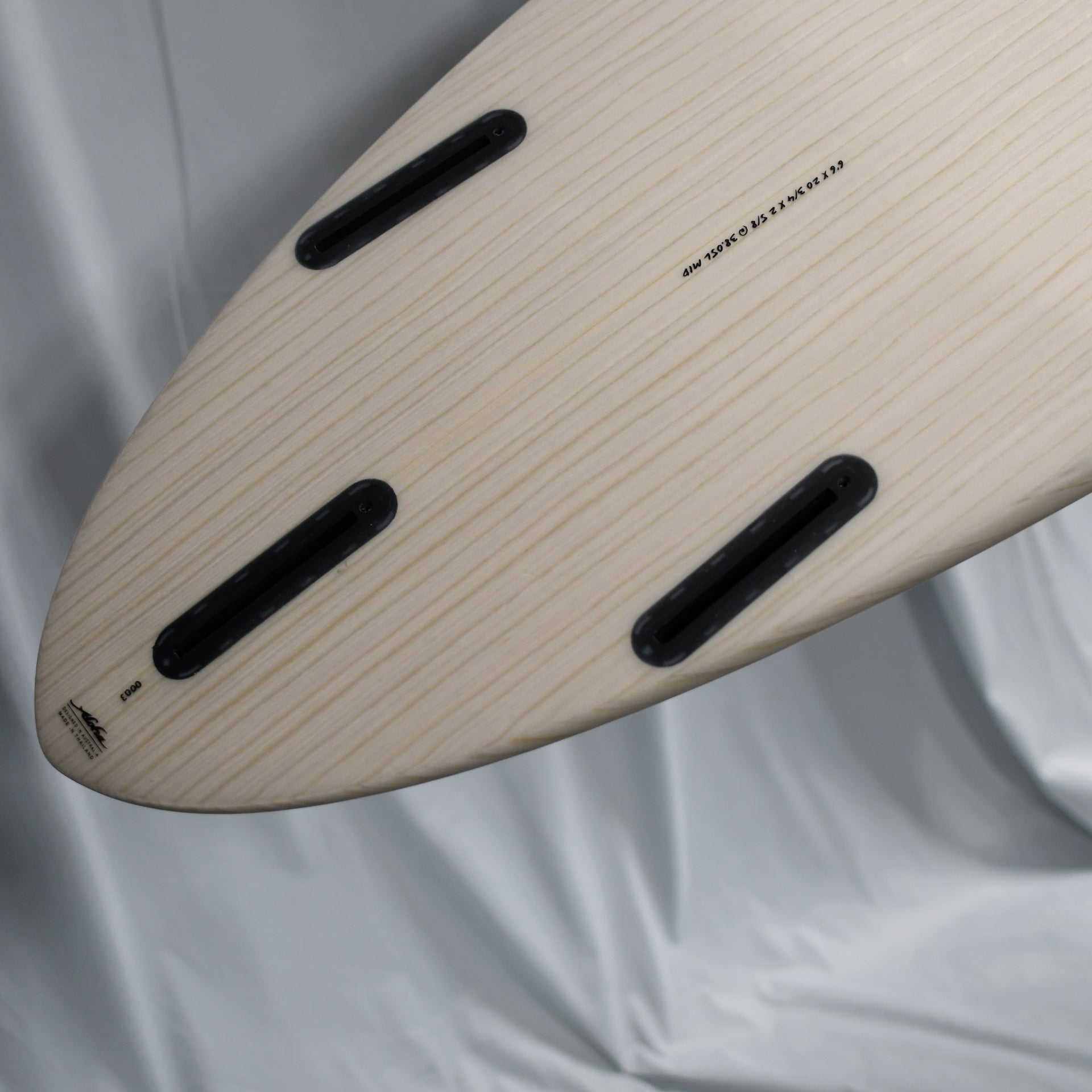 Aloha Mid 3F (Futures) Mid Length Ecoskin Surfboard – ManGo Surfing