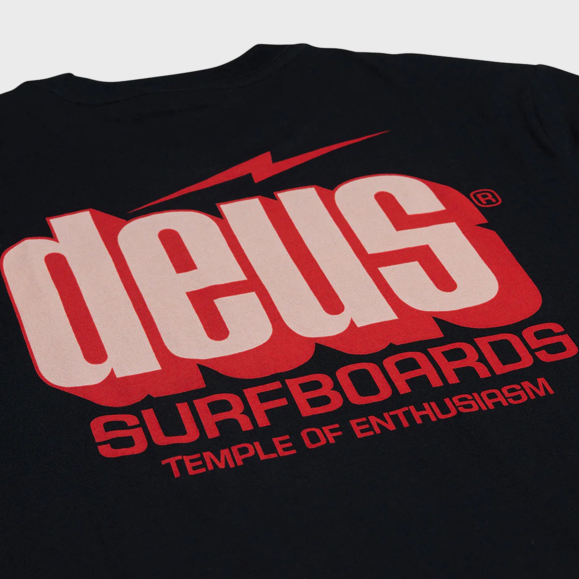 Deus Mens Bolter T-Shirt - Black - ManGo Surfing
