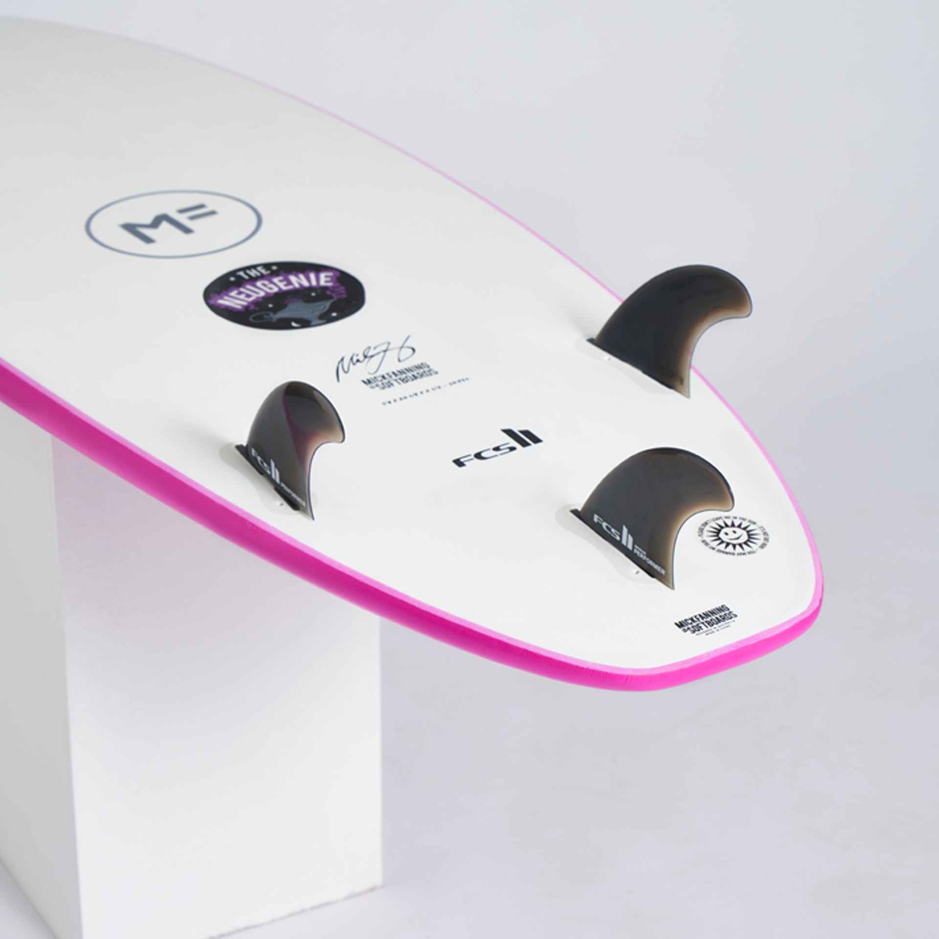 Mick Fanning Neugenie EpoxyLam Surfboard FCS II 3F - Pink