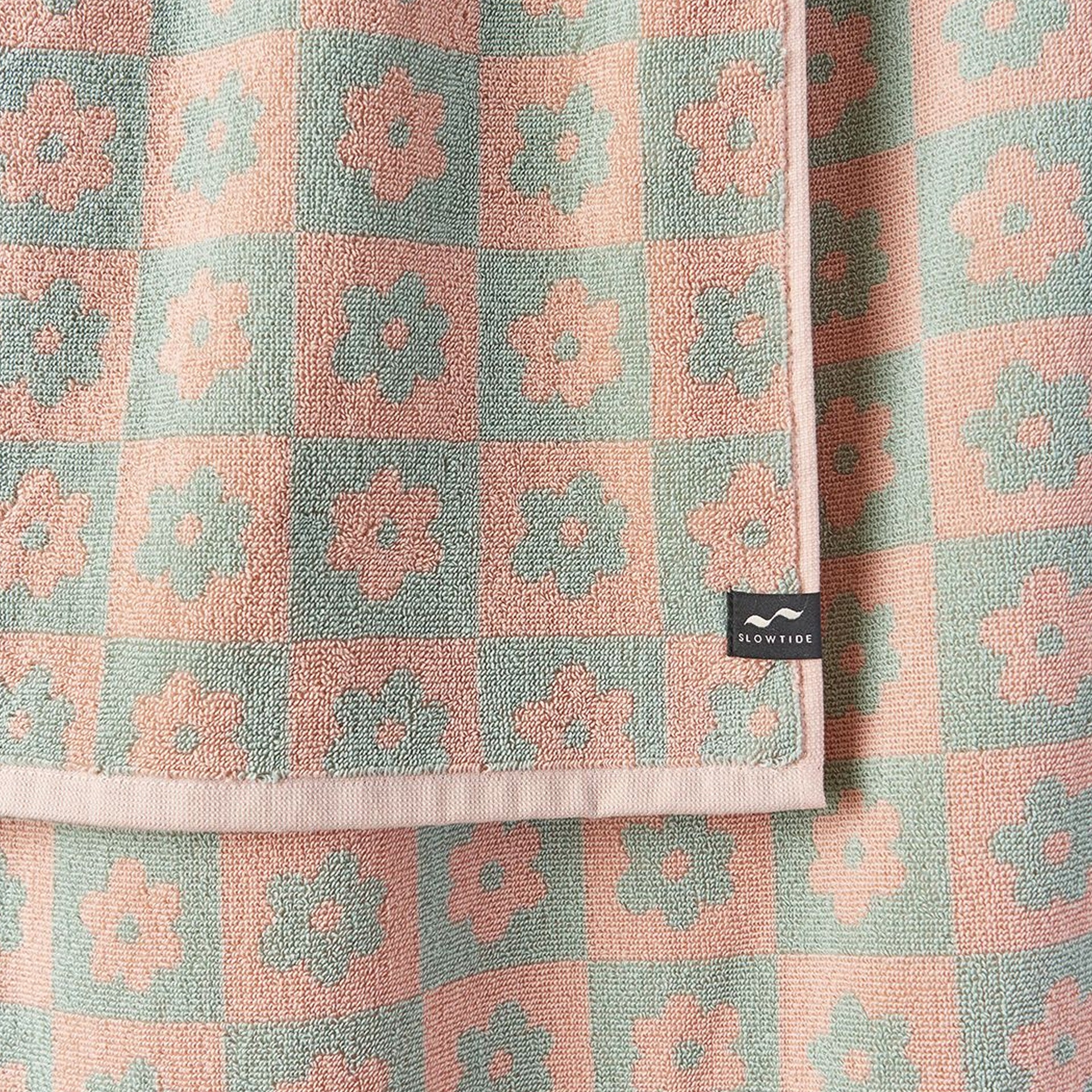 Slowtide Gigi Bath Towel - Pink - ManGo Surfing