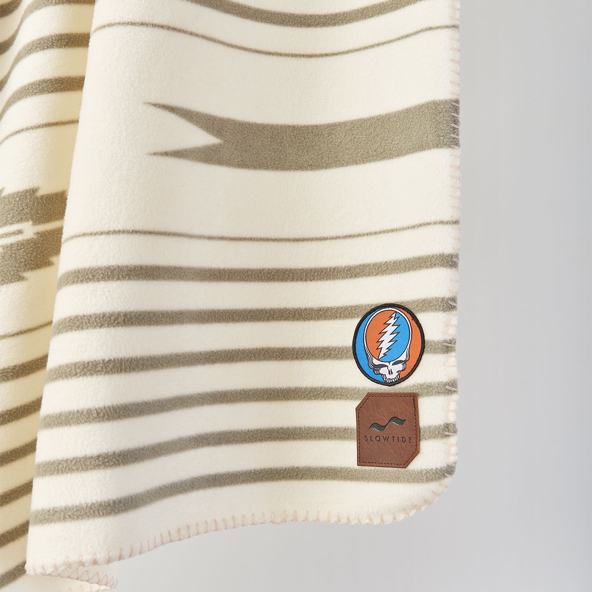 Slowtide Jammer Fleece Blanket - Multicoloured - ManGo Surfing