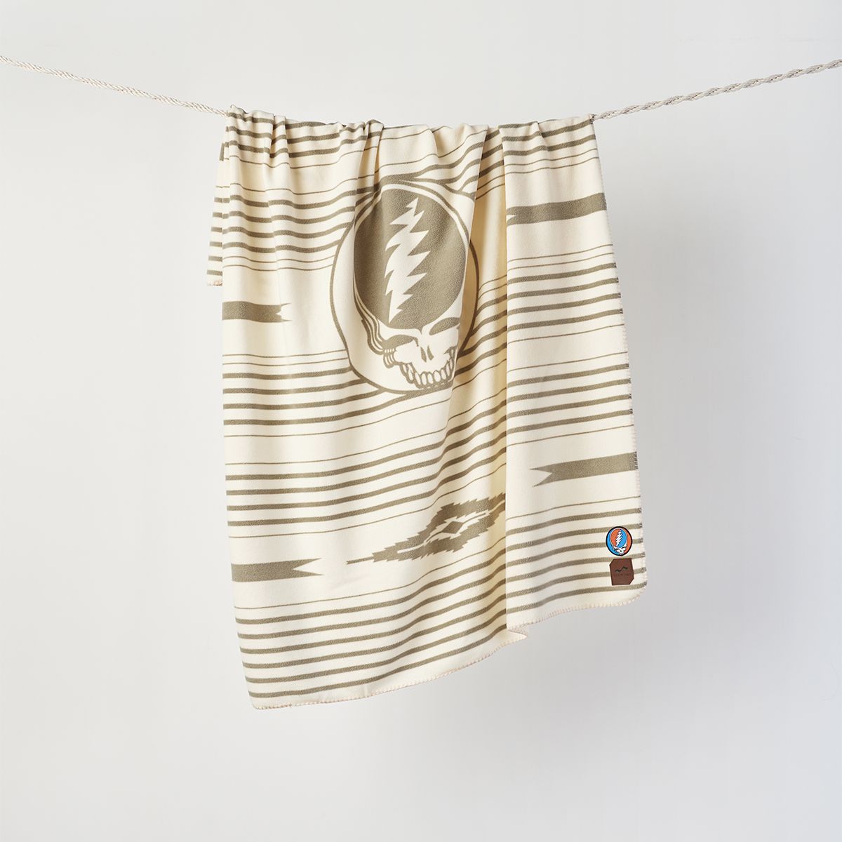 Slowtide Jammer Fleece Blanket - Multicoloured - ManGo Surfing