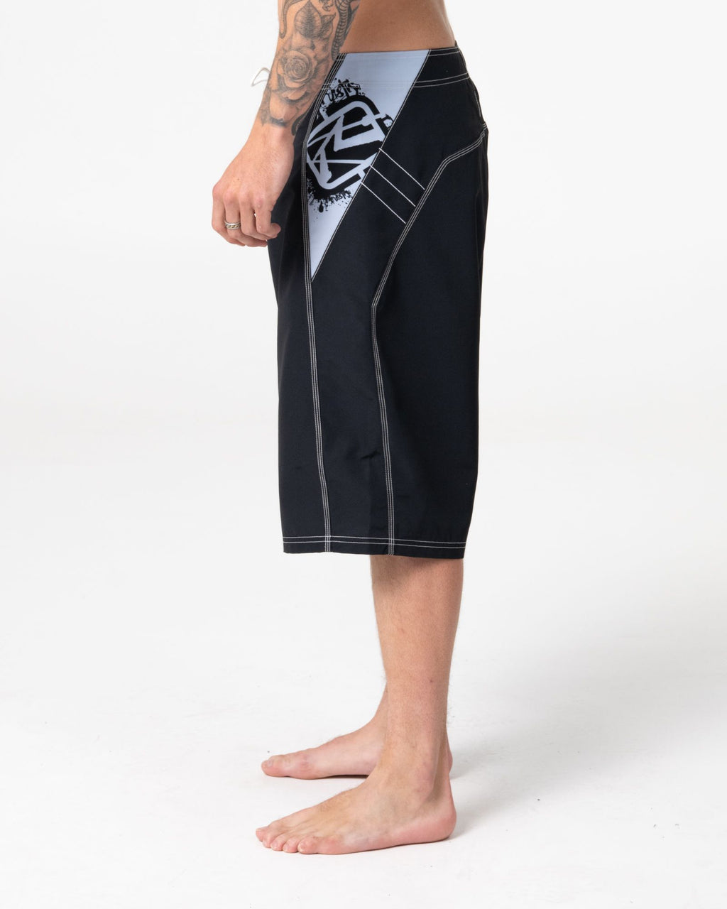 Rusty Mens Oxecutioner 25" Boardshorts - Black