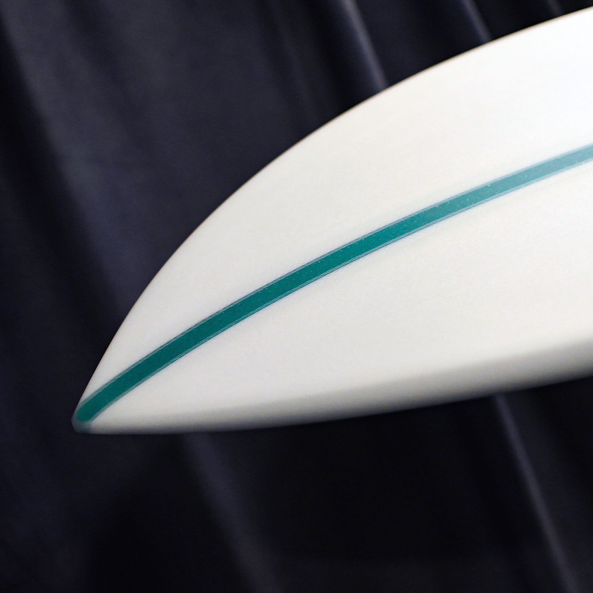 Aloha S Flyer 5F Future Shadow Force Surfboard - 6'6 - Clear/Aqua Stringer - ManGo Surfing