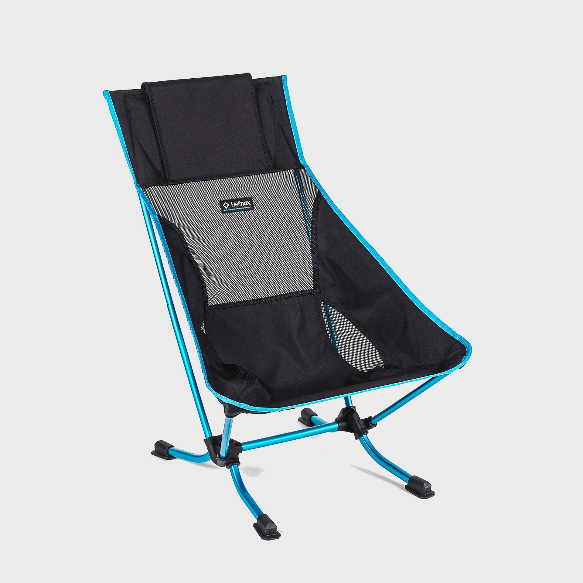 Helinox Beach Chair - Black/Cyan Blue - ManGo Surfing