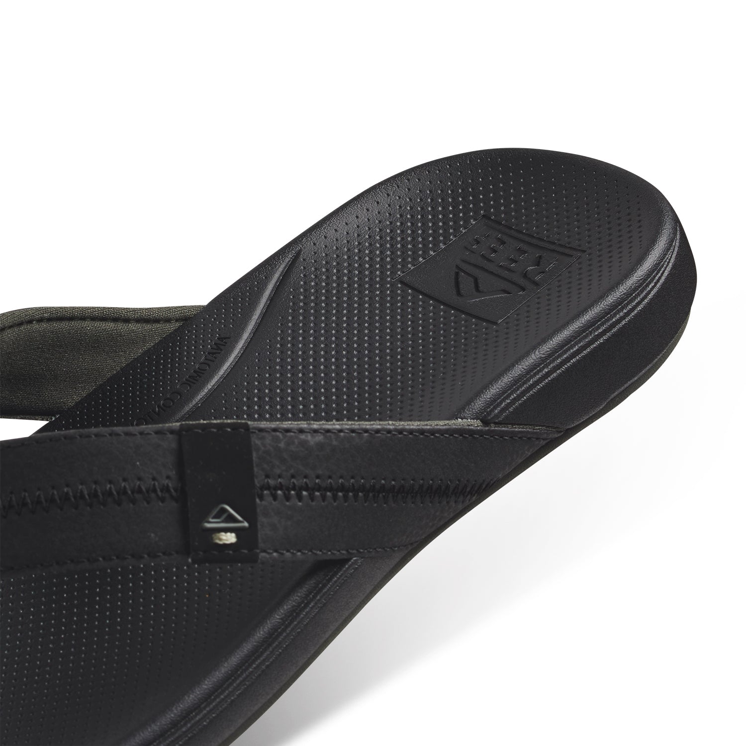 Reef Mens Cushion Phantom 2.0 Flip Flops - Black - ManGo Surfing