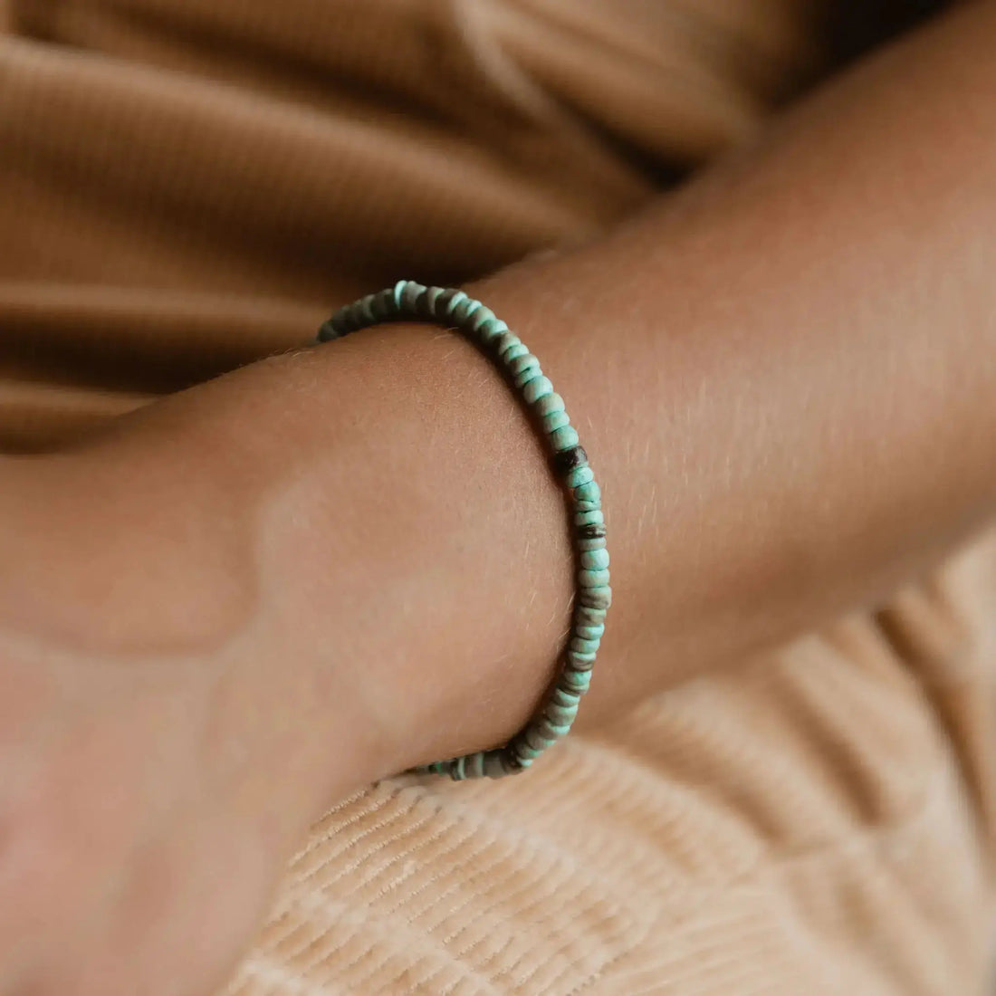 Pineapple Island Coconut Wood Beaded Beach Bracelet - Green