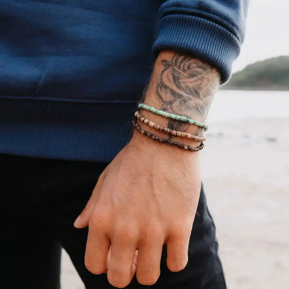 Pineapple Island Coconut Wood Beaded Beach Bracelet - Green