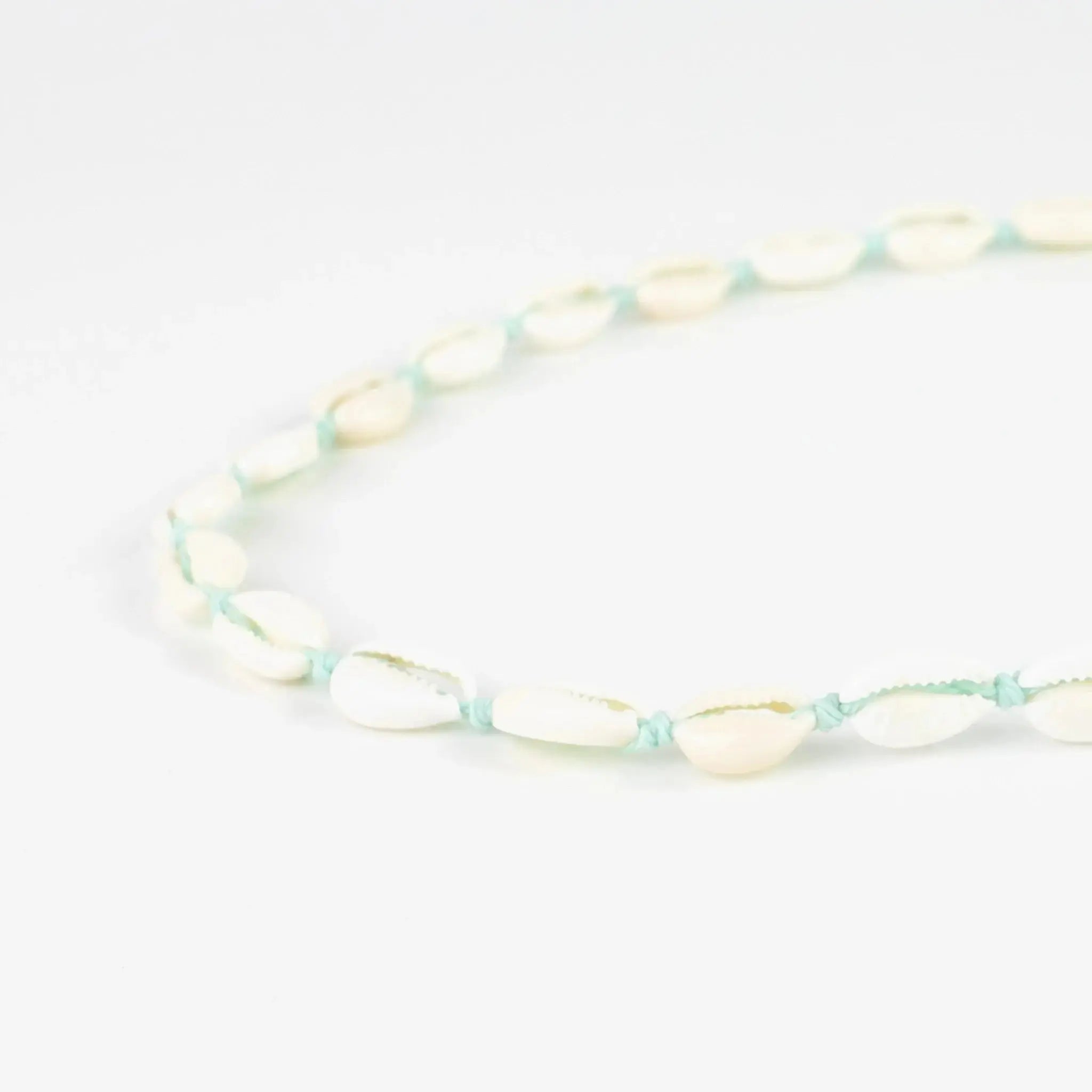 Pineapple Island Livadi Cowrie Shell Choker Necklace - Turquoise / Cream