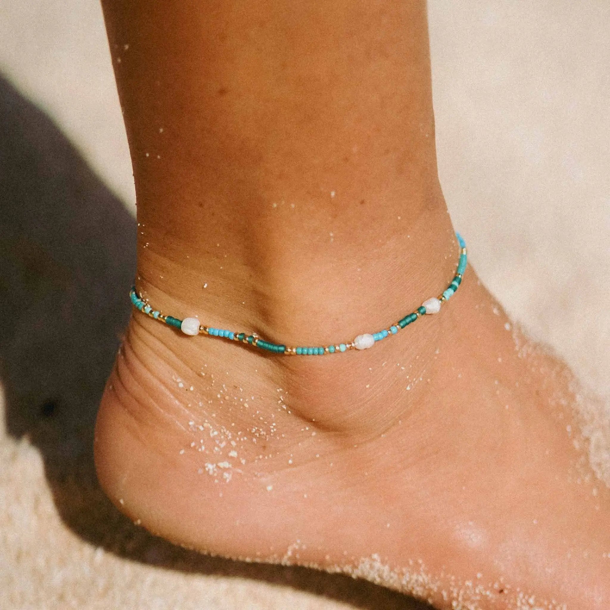Pineapple Island Giada Cinta Pearl Beaded Surf Anklet - Blue/Green/Gold