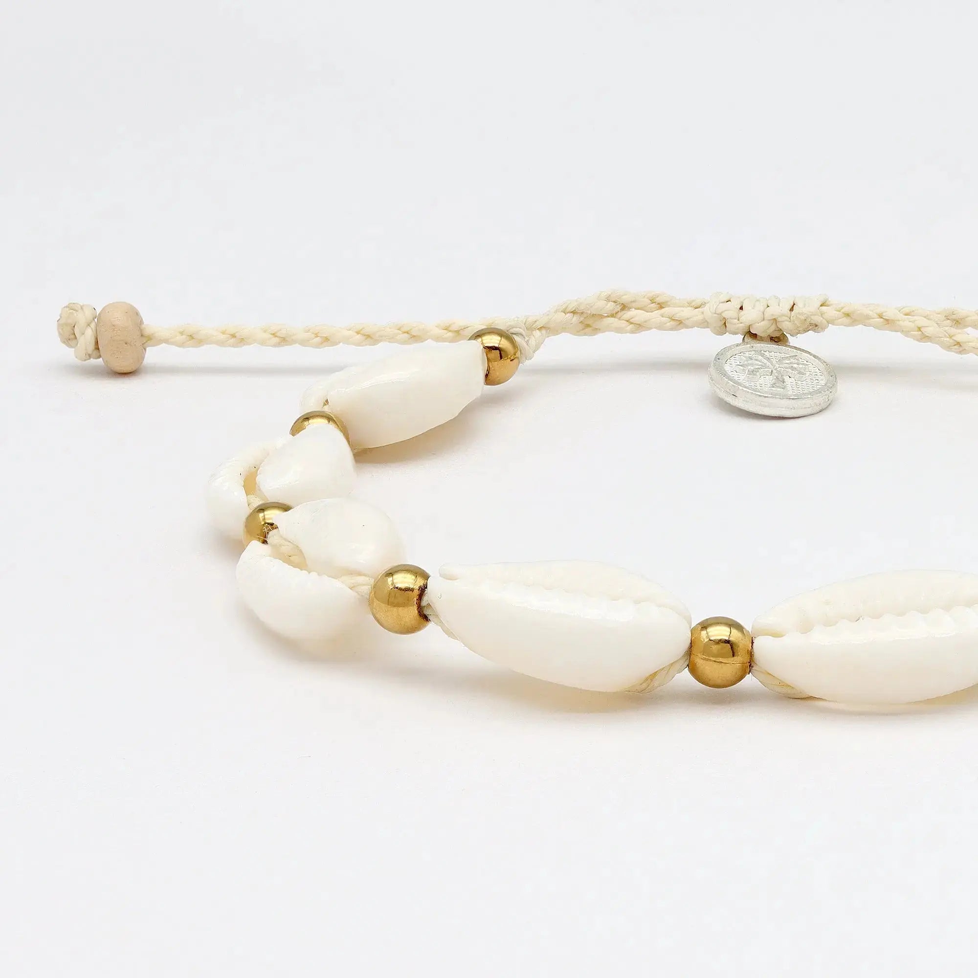 Pineapple Island Giada Gerupuk Shell Surf Bracelet - Cream/Gold