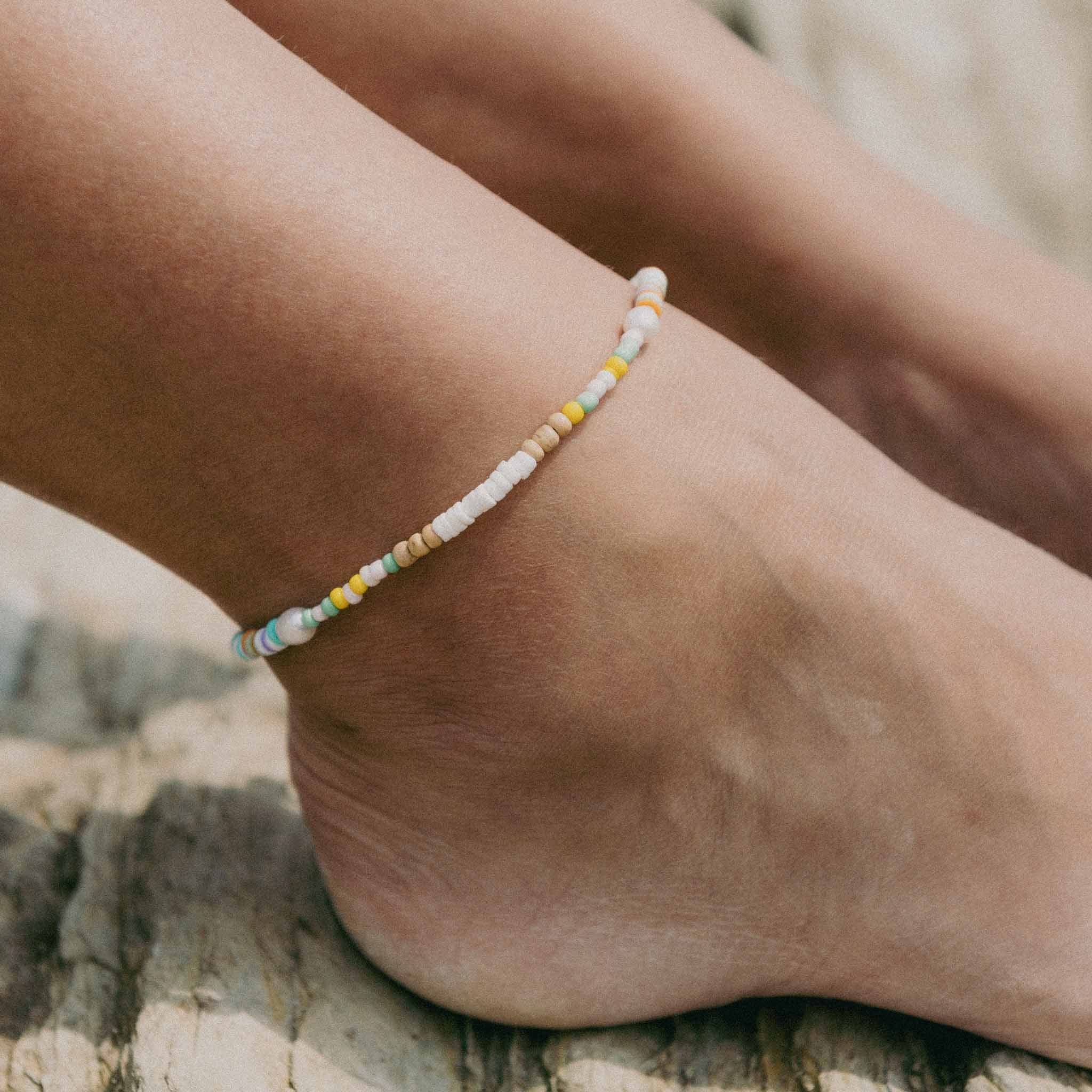 Pineapple Island Mentawai Islands Surfer Pearl Beaded Anklet - White/Multi
