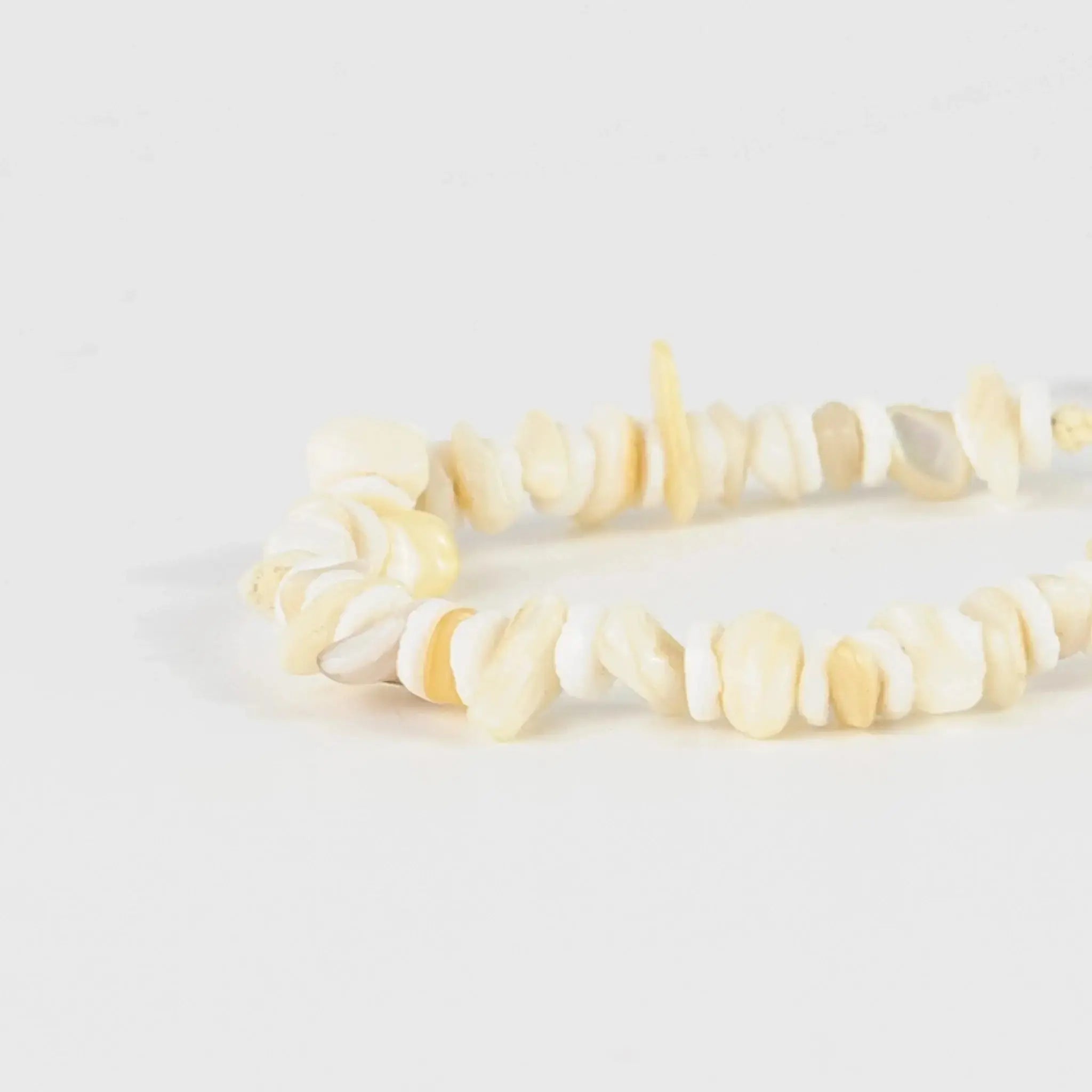 Pineapple Island Canggu Puka Shell Surfer Bracelet - Cream