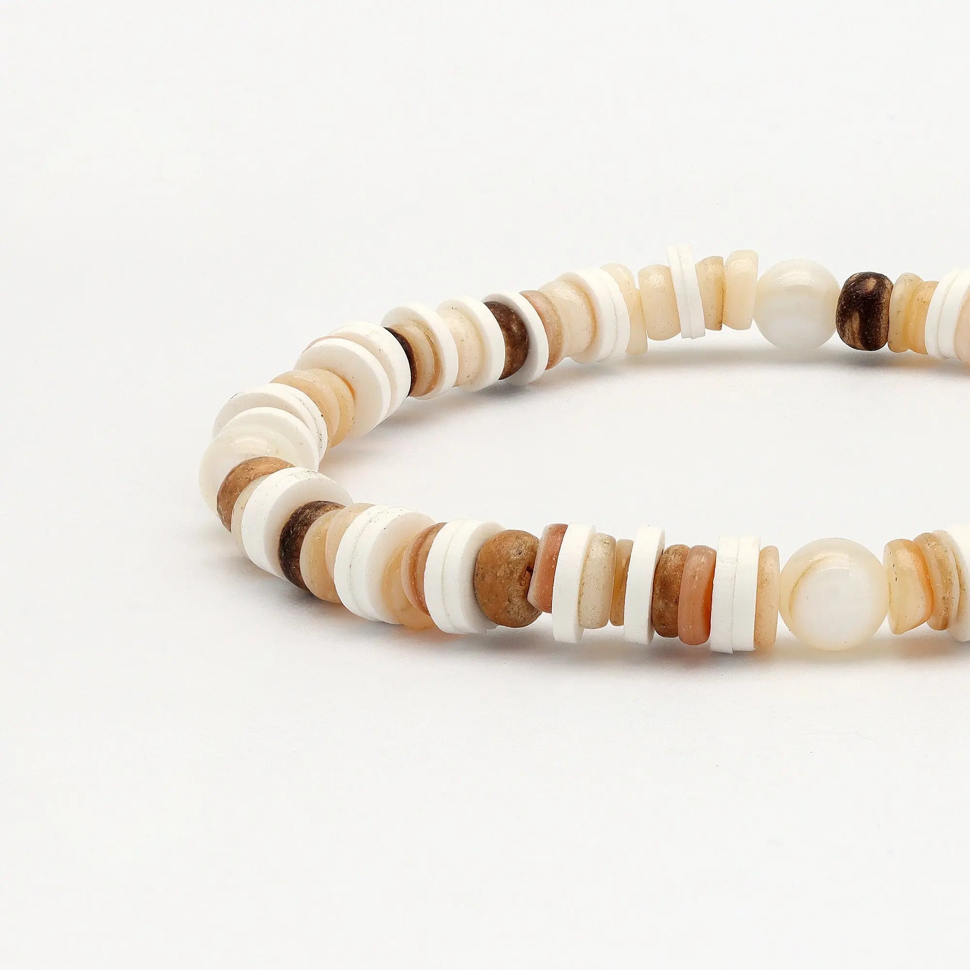 Pineapple Island Whitecaps Elasticated Shell Bracelet - White/Natural