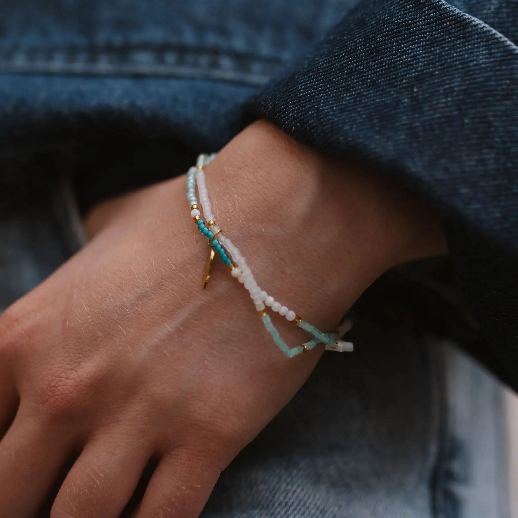 Pineapple Island Bintang Laut Beaded Bracelet - Turquoise/White