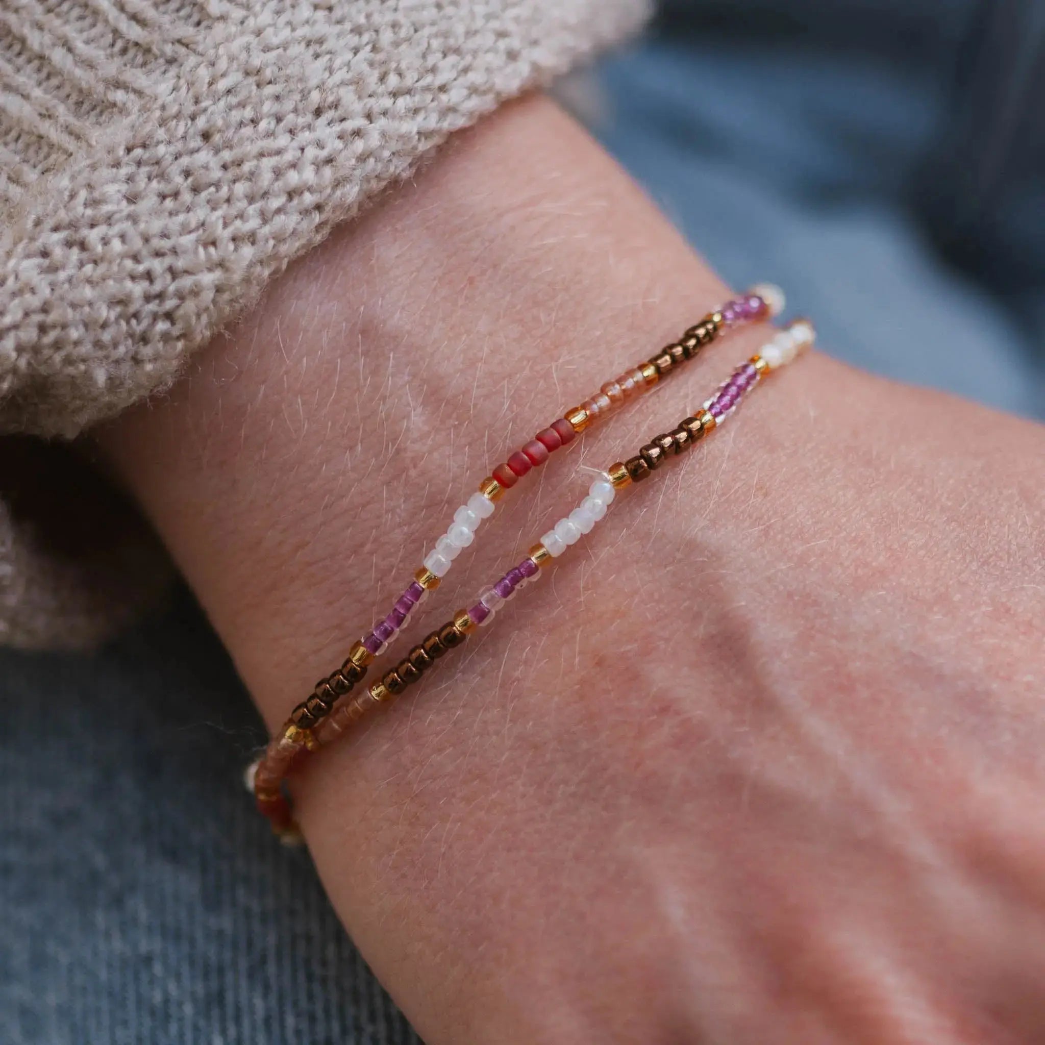 Pineapple Island Berkilau Warm Tone Beaded Bracelet - Pink/Brown/Gold