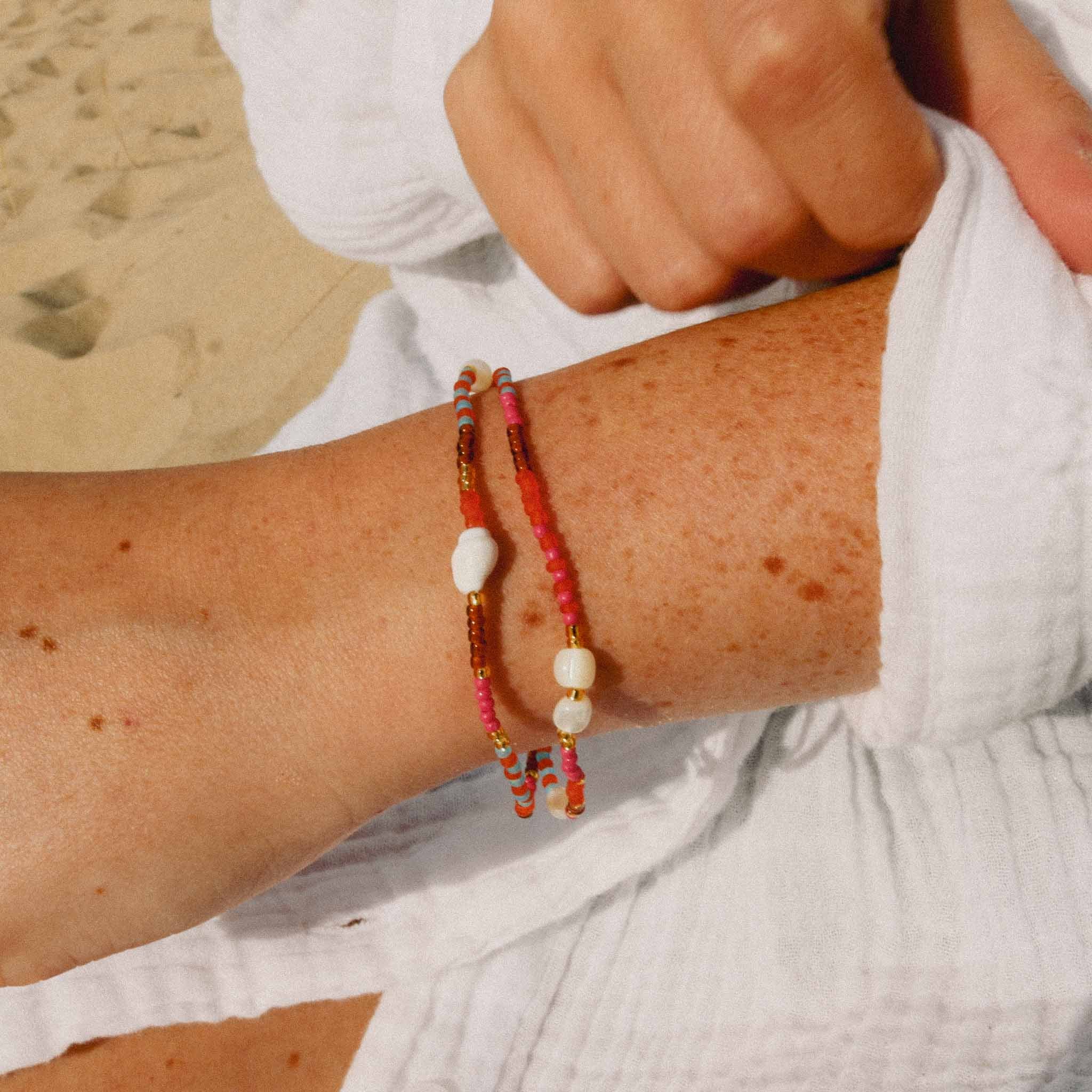 Pineapple Island Tropis Golden Hour Beaded Bracelet - Orange/Pink/White