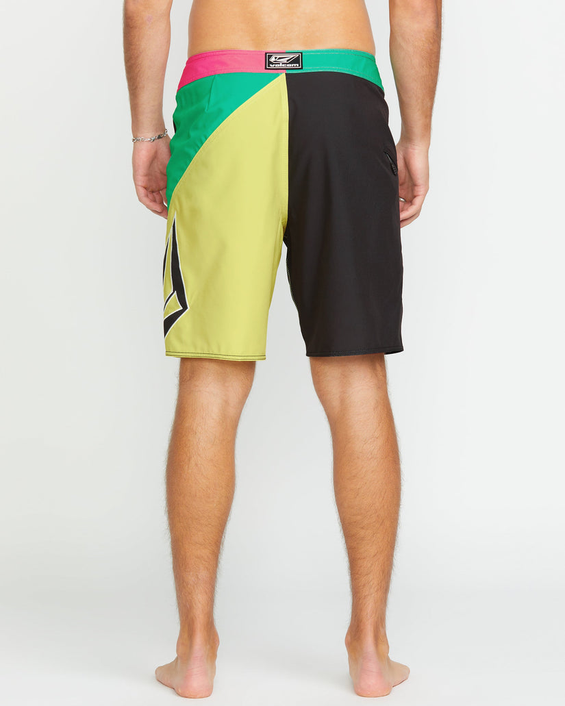 Volcom Mens Vee Bee Mod 20&quot; Boardshorts - Black - ManGo Surfing