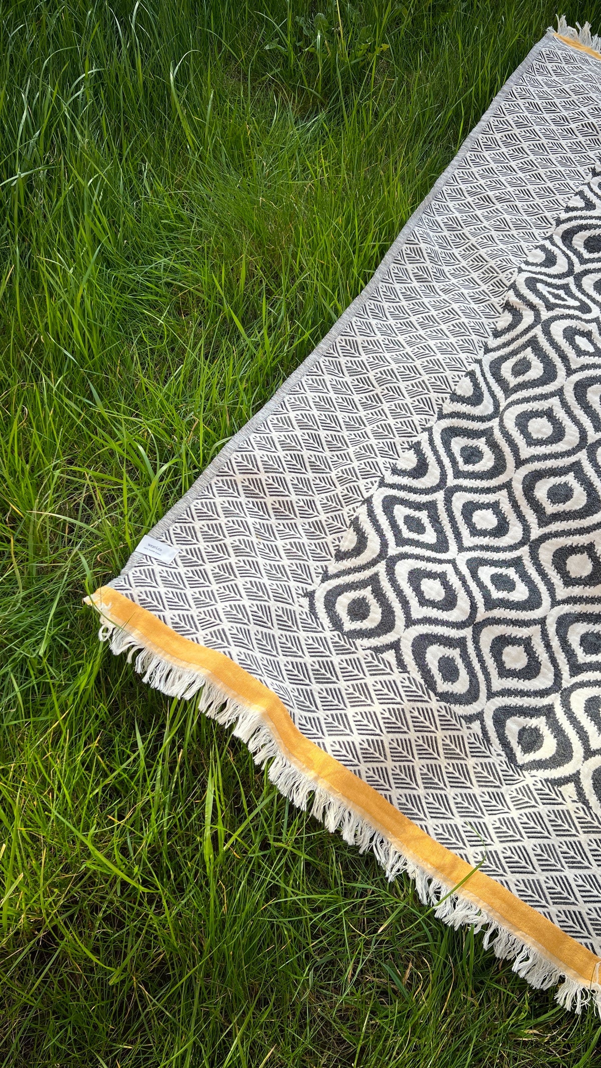 Weavico - Turkish Throw Blanket 100% Cotton - Black/Mustard
