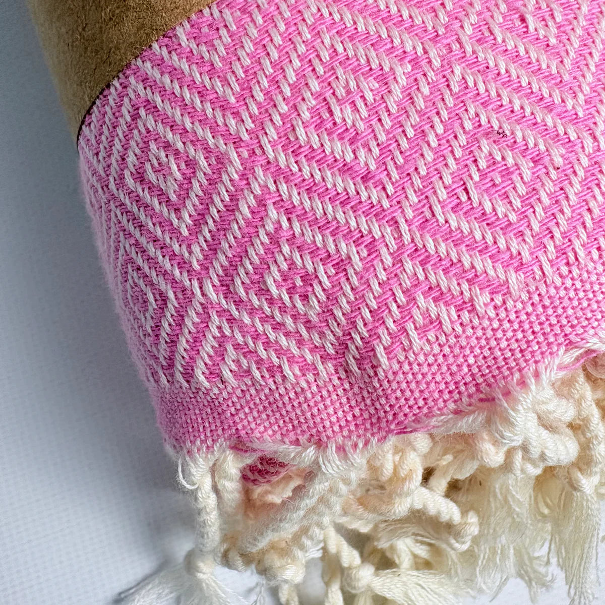 Weavico - Diamond Turkish Beach Towel - 100% Cotton - Pink