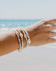 Pineapple Island Sagara Hati Beaded Charm Bracelet - Blue/White