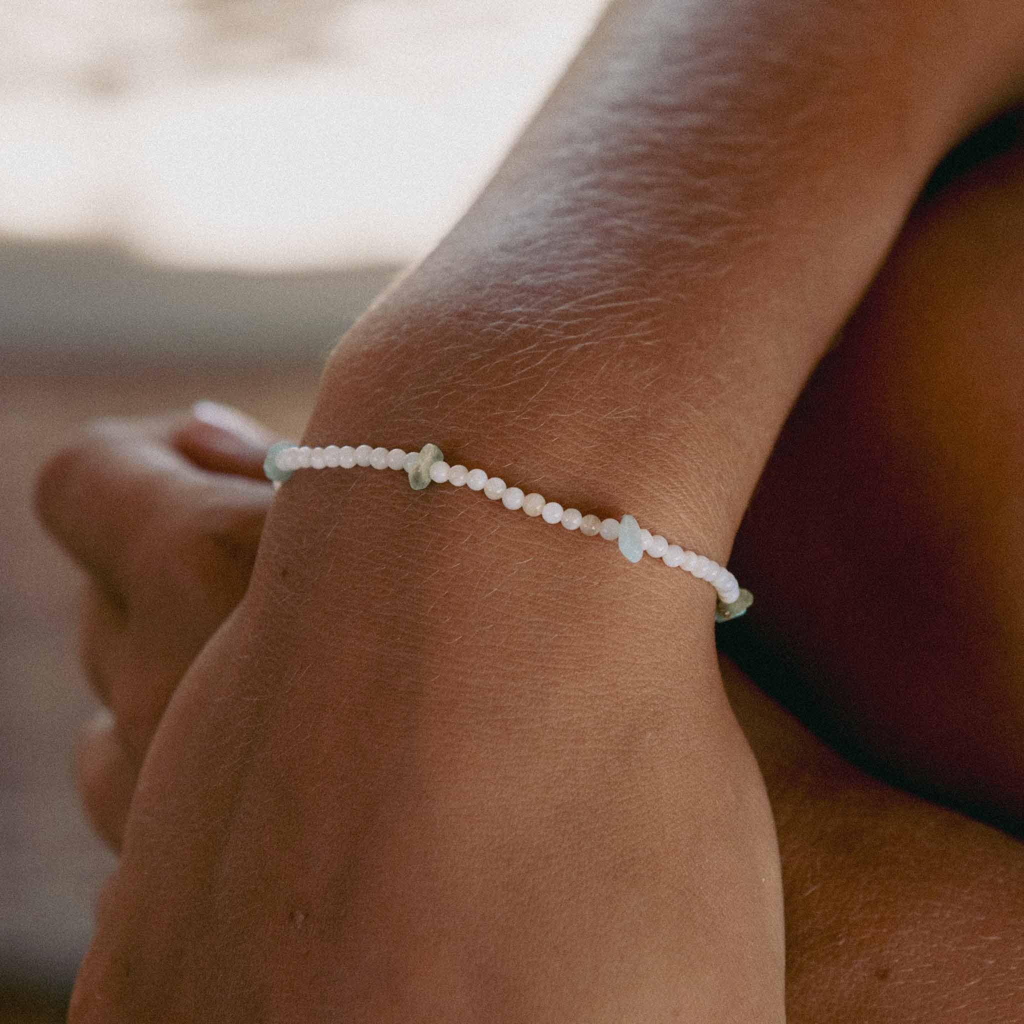 Pineapple Island Ka'ala Beaded Surfer Bracelet - Cream