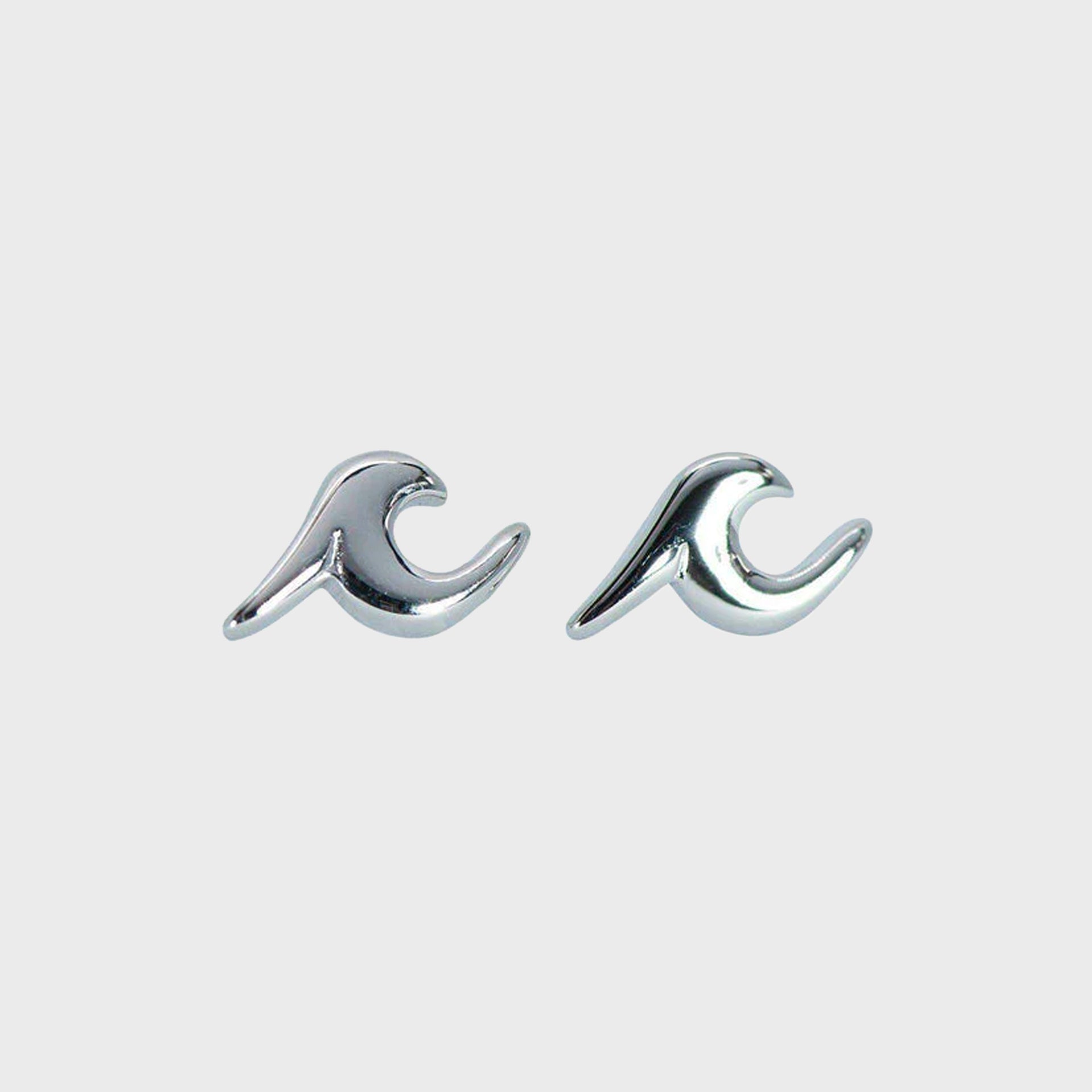 Pura Vida Wave Stud Earrings - Silver - ManGo Surfing