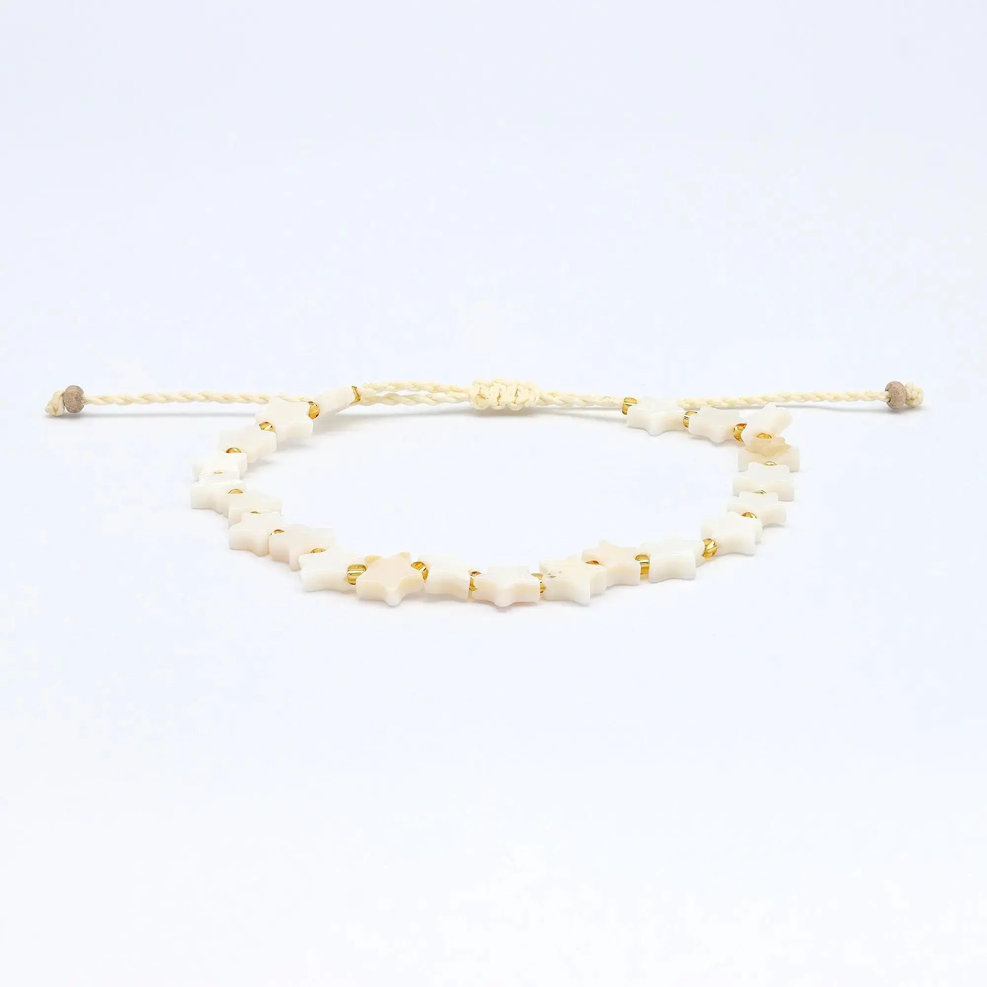 Pineapple Island Surgawi Mother of Pearl Star Bracelet - Cream/Gold