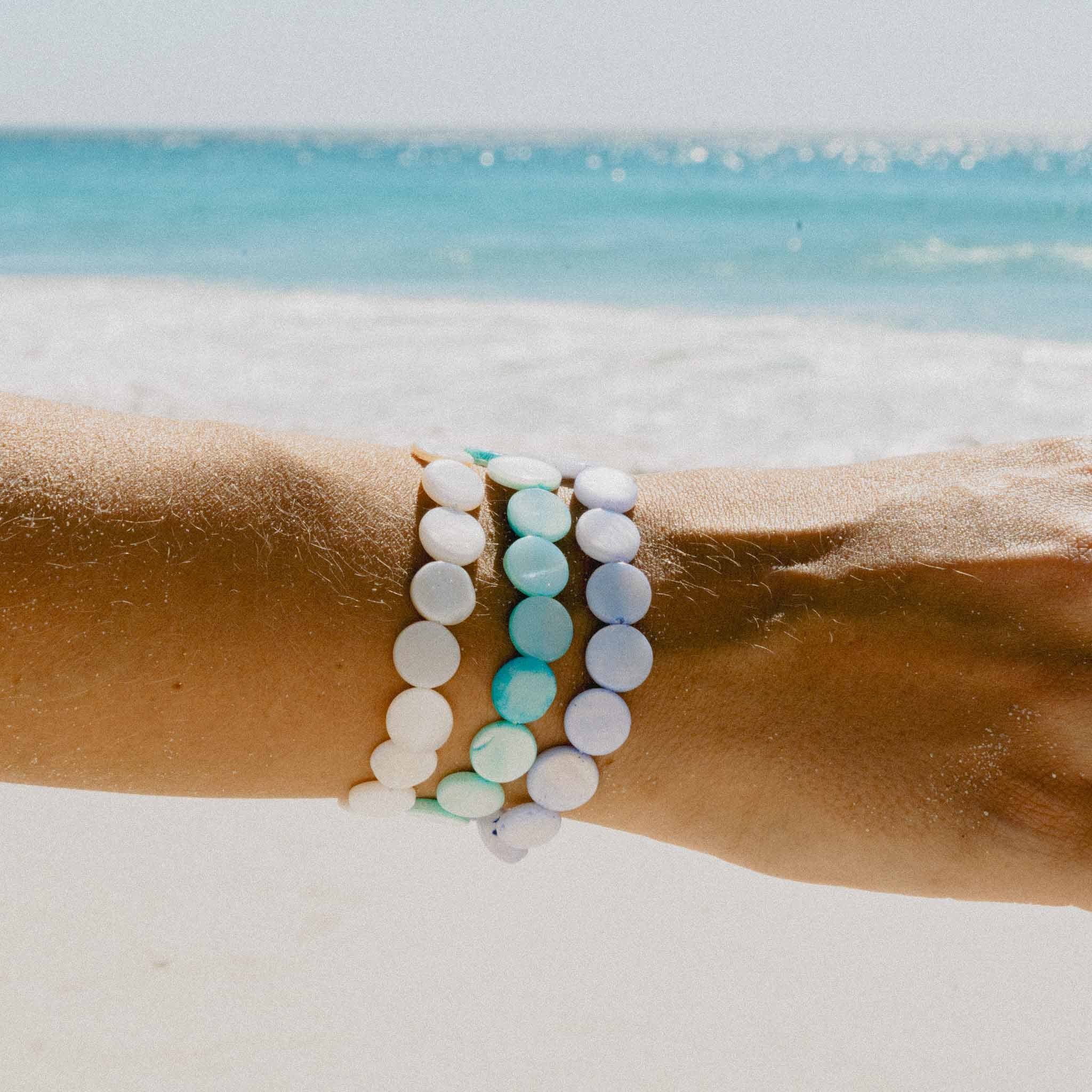 Pineapple Island Ungu Mother of Pearl Disc Bead Bracelet - Pink