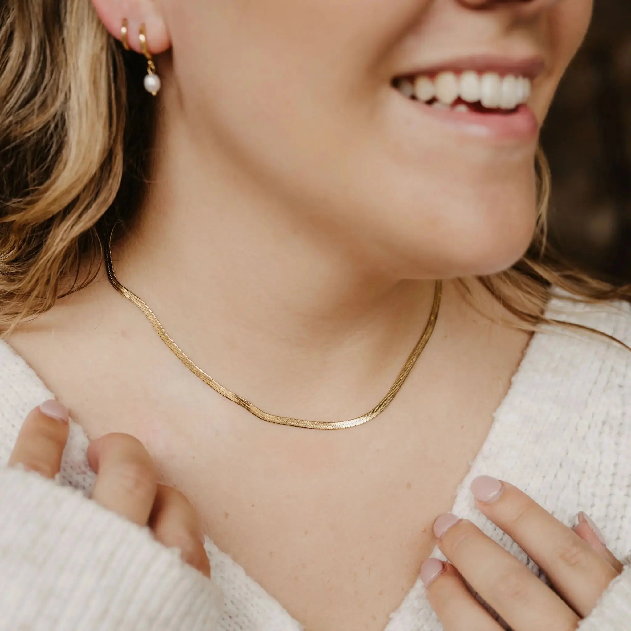 Pineapple Island Herringbone Chain Necklace - Gold