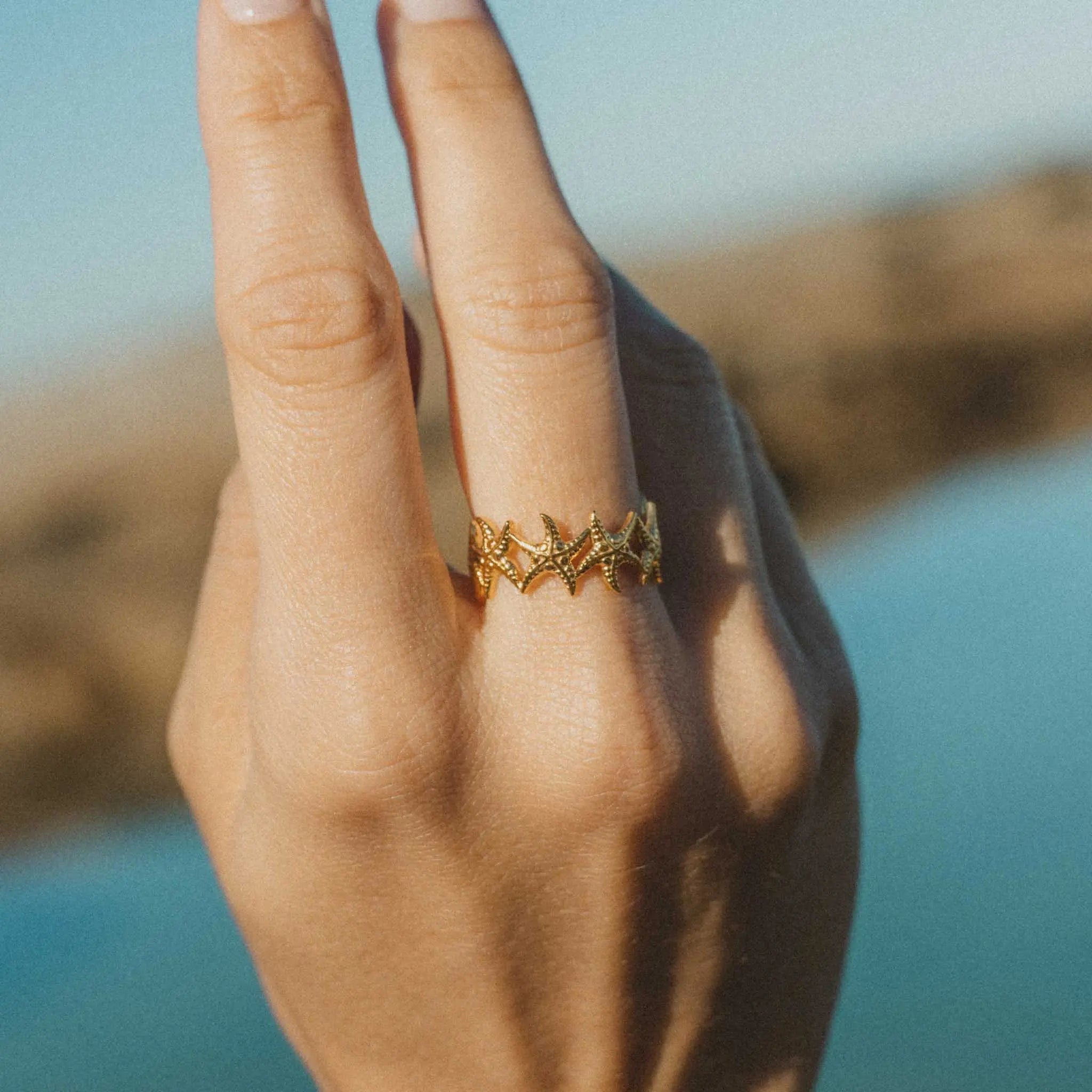 Pineapple Island Mokupuni Starfish Adjustable Ring - Gold