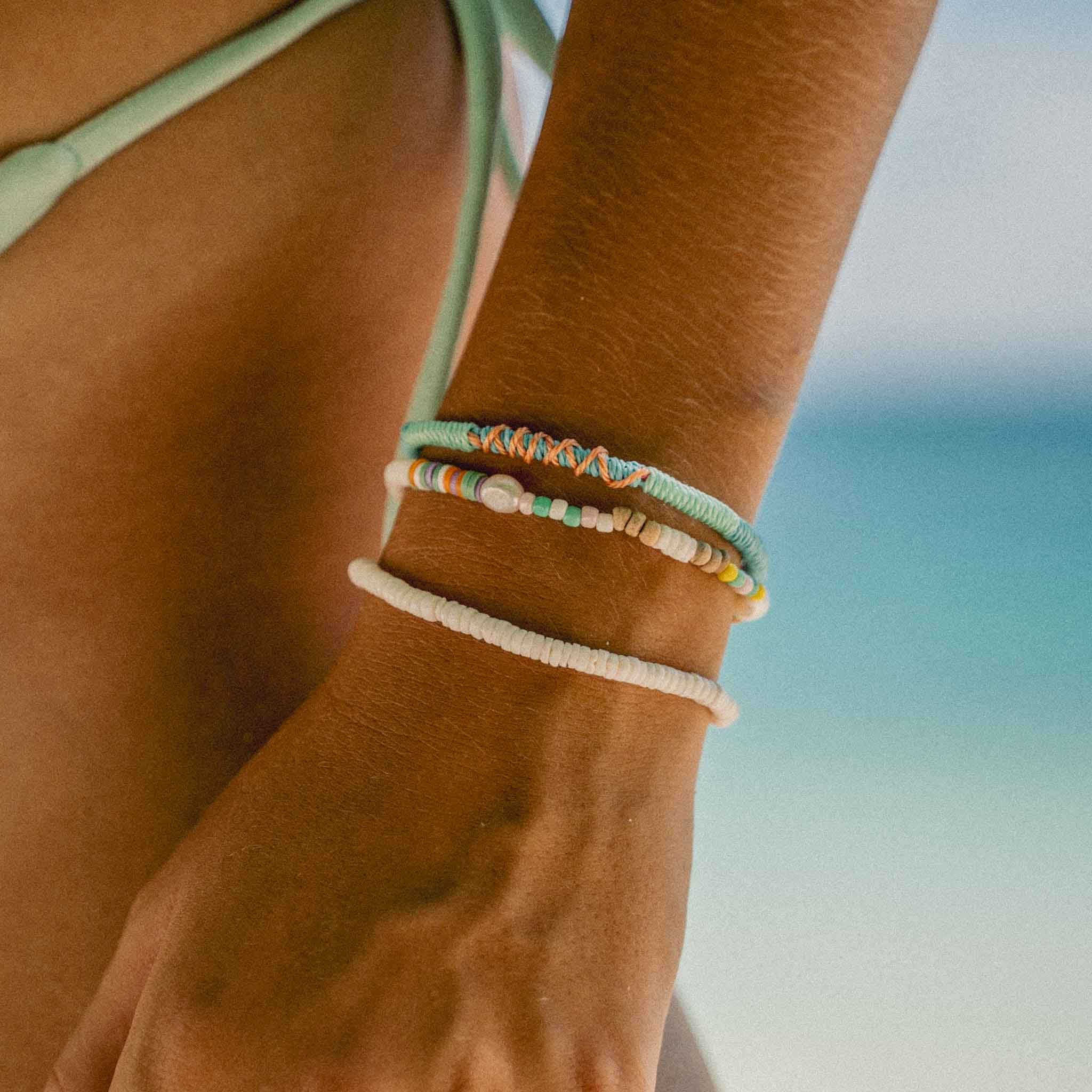 Pineapple Island Kailua Beach Bracelet Set - Pink/White/Blue/Green