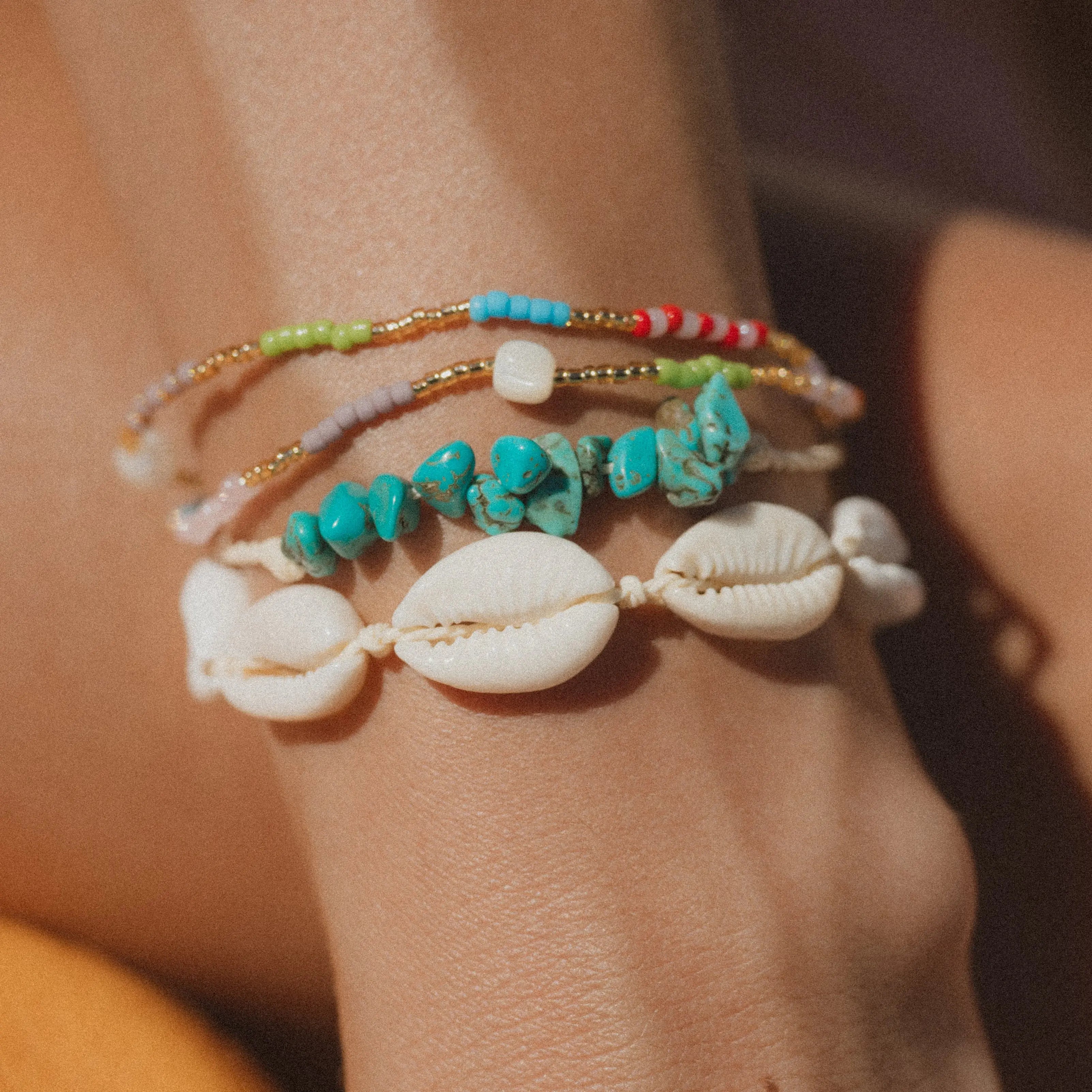 Pineapple Island Halcyon Turquoise and Shell Bracelet Trio Set - White/Turquoise/Multi