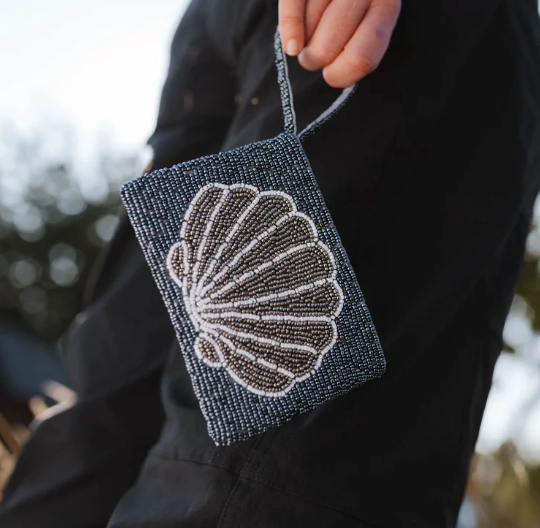 Pineapple Island Small Shell Beaded Pouch - Navy