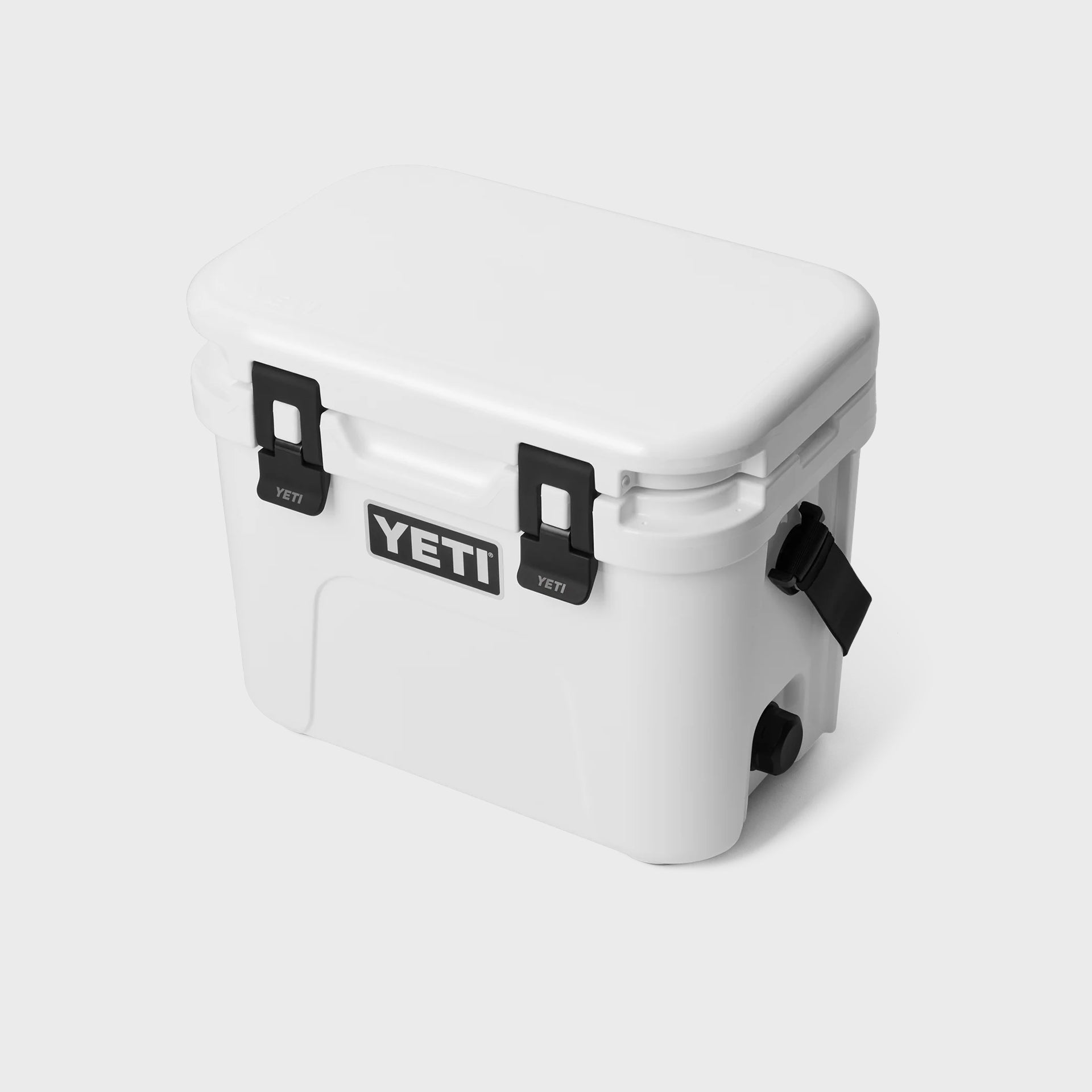 Yeti Roadie 15 Cool Box - White - ManGo Surfing