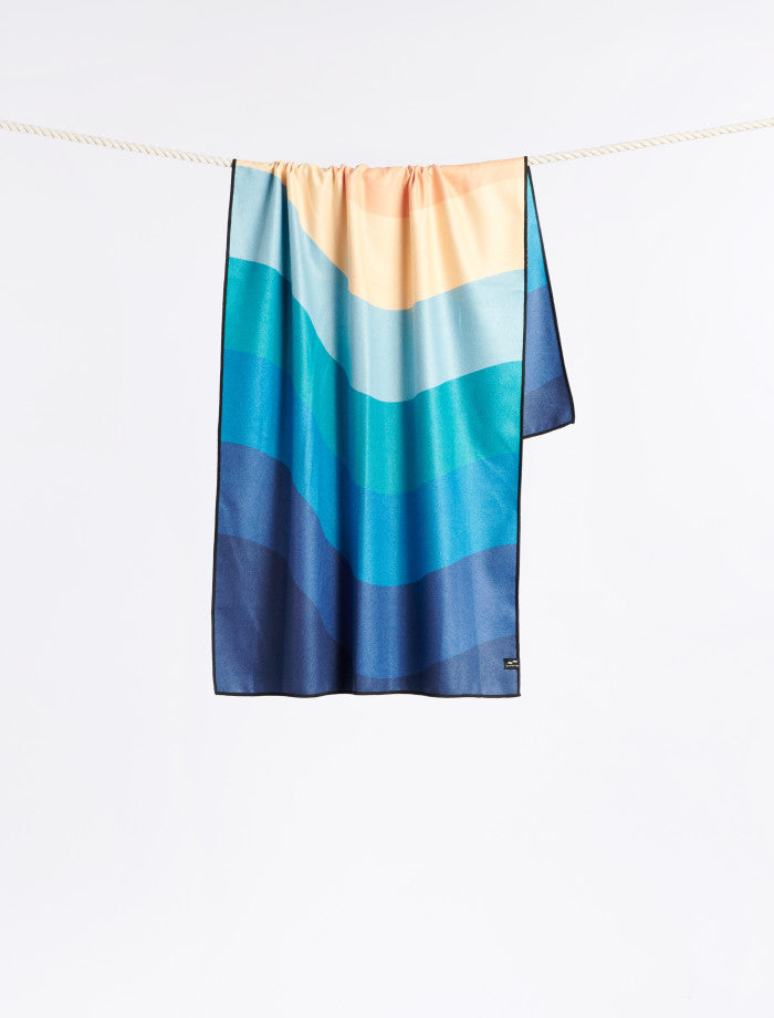 Slowtide Shores Premium Woven Towel - Multicoloured - ManGo Surfing