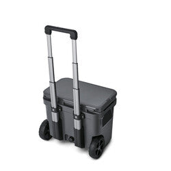 Yeti Roadie 32 Wheeled Cooler - Charcoal - ManGo Surfing