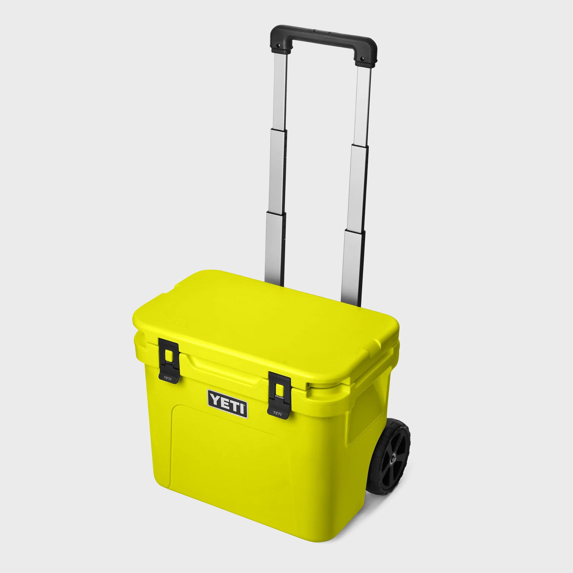 Yeti Roadie 32 Wheeled Cooler - Firefly Yellow