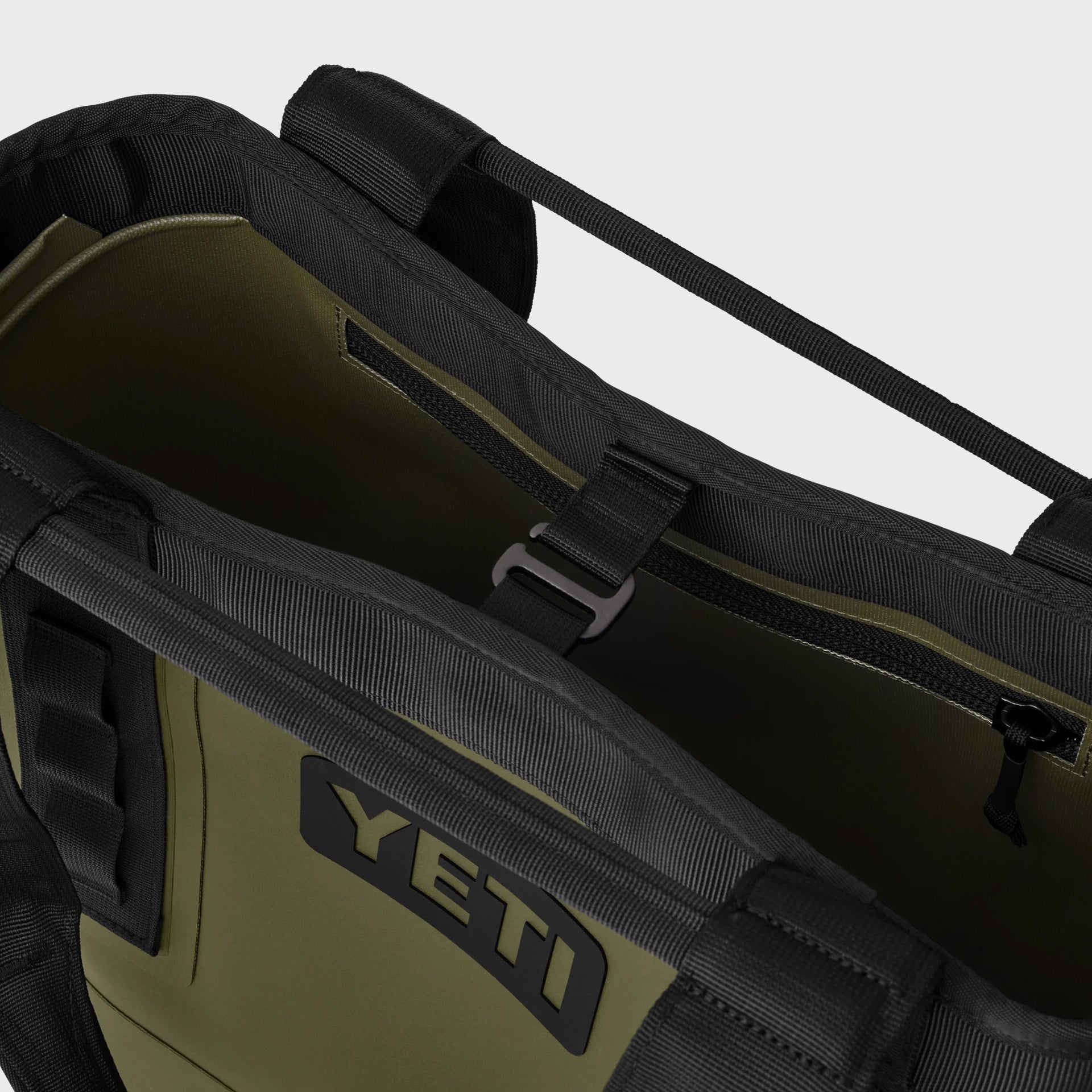 Yeti Camino 20 Carryall - Olive