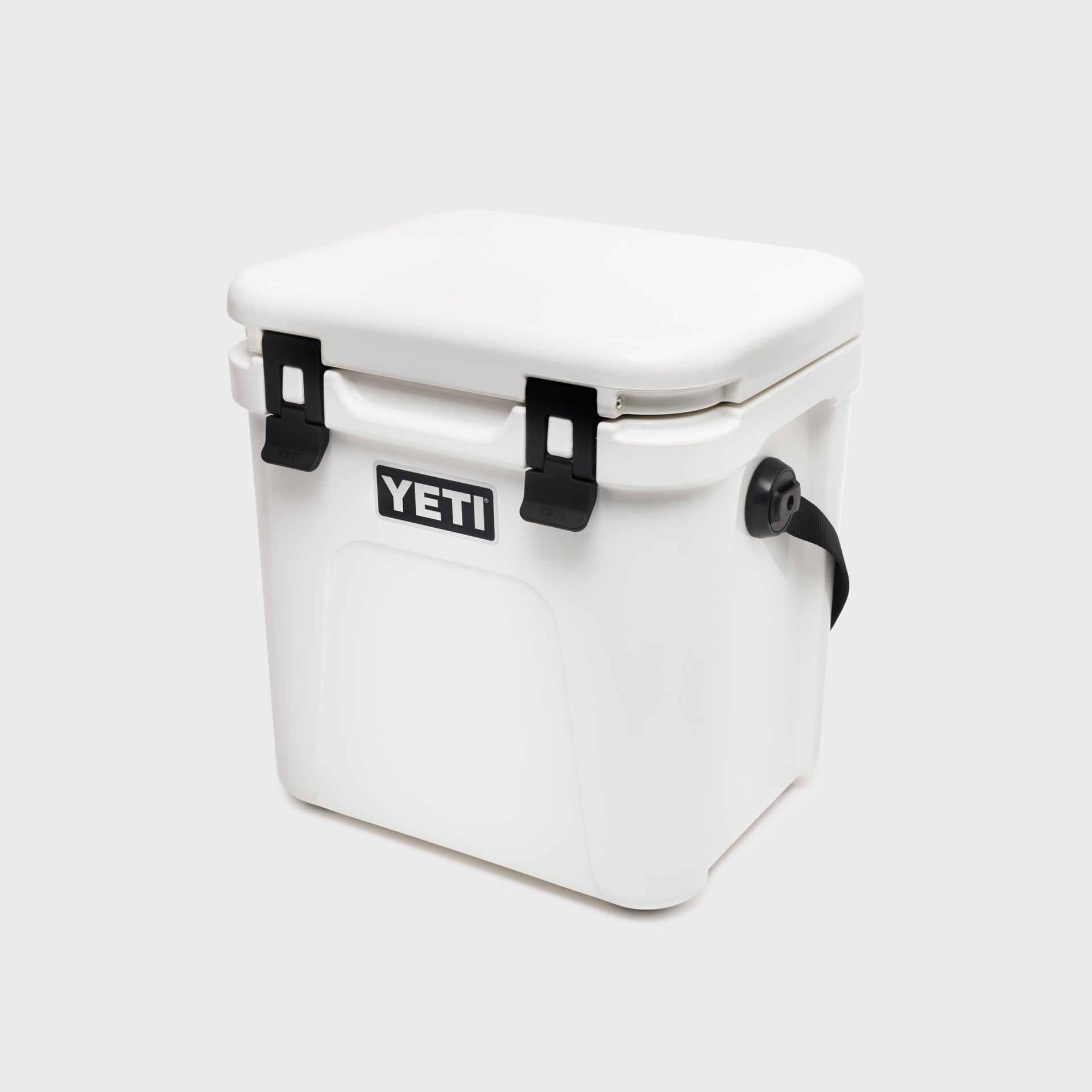 Yeti Roadie 24 Hard Cooler - White - ManGo Surfing