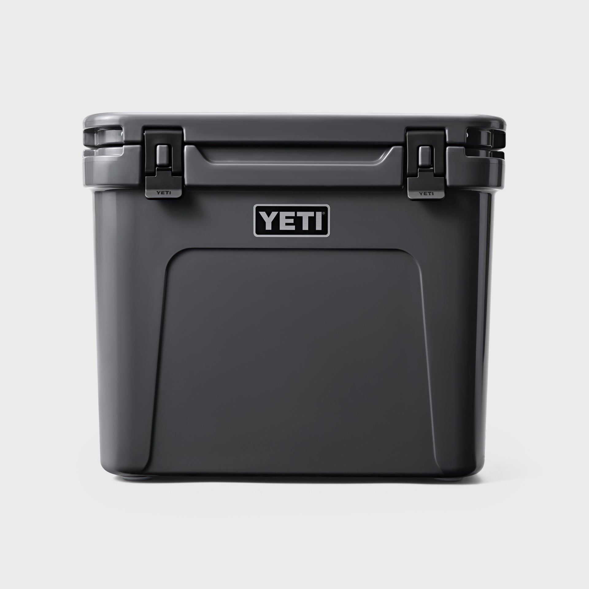 Yeti Roadie 60 Wheeled Cooler / Charcoal - ManGo Surfing