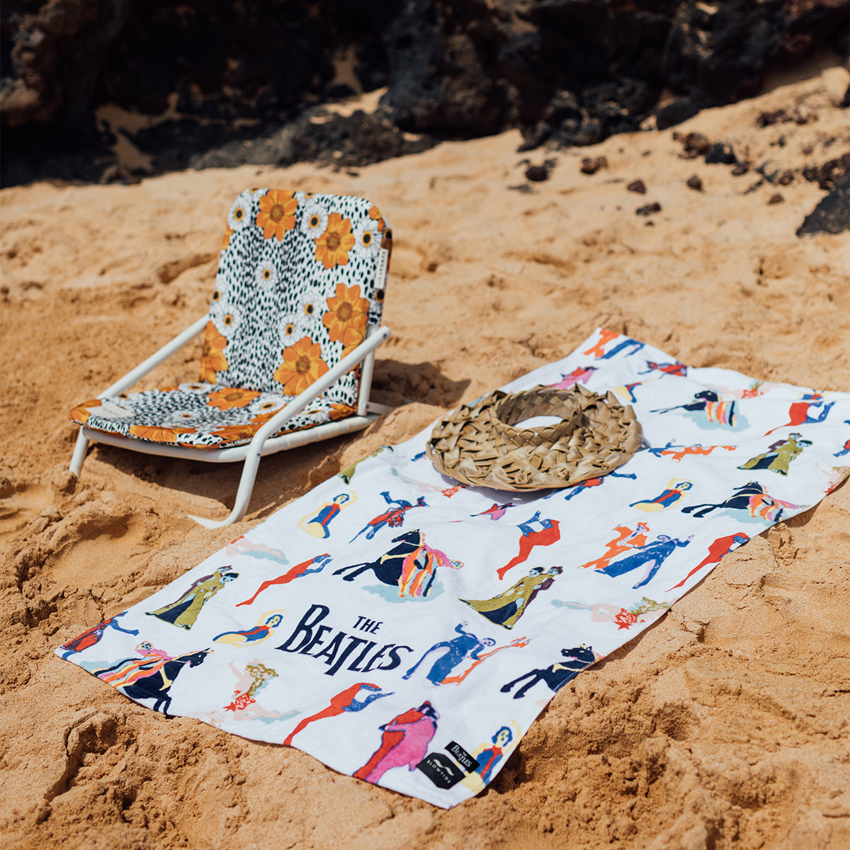 Lucy In The Sky | Multi | Beach Towels - ManGo Surfing