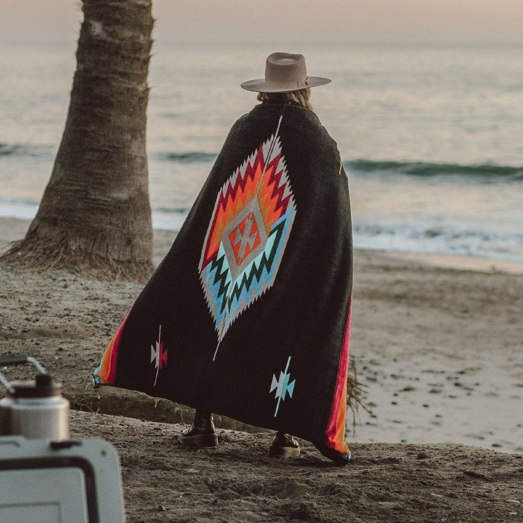 Valen Camp Blanket - Black